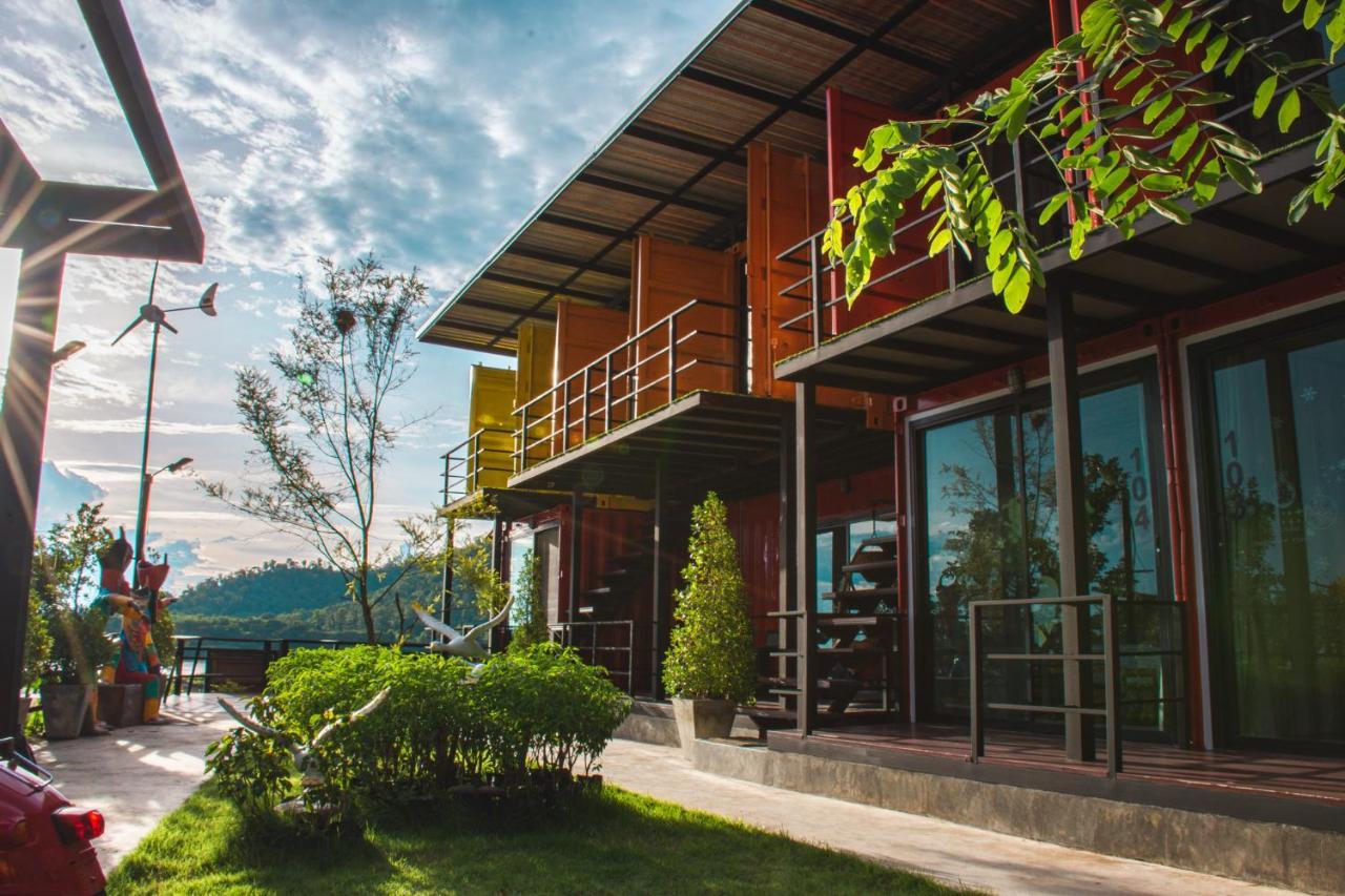 Inbox Living Rimkhong Hotel Chiang Khan Exterior foto