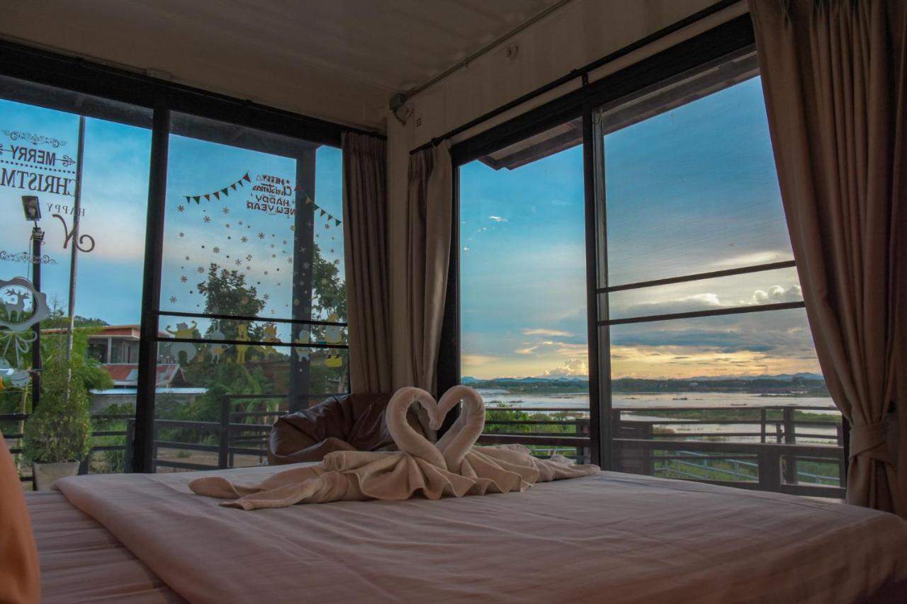 Inbox Living Rimkhong Hotel Chiang Khan Exterior foto