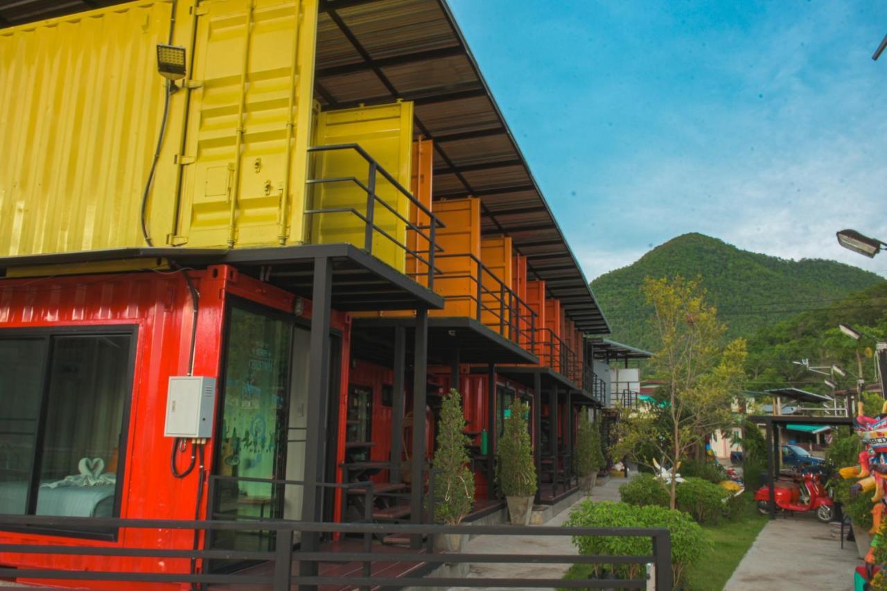 Inbox Living Rimkhong Hotel Chiang Khan Exterior foto
