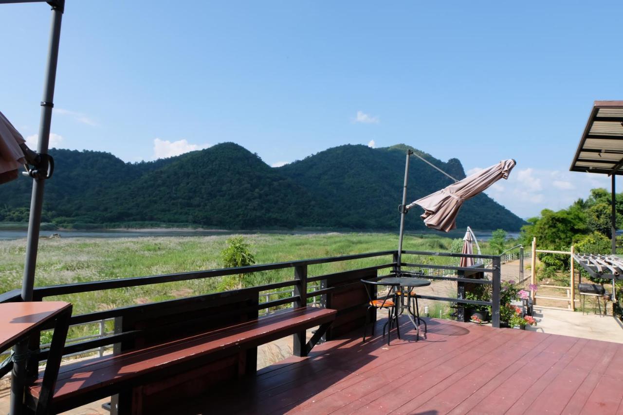 Inbox Living Rimkhong Hotel Chiang Khan Exterior foto