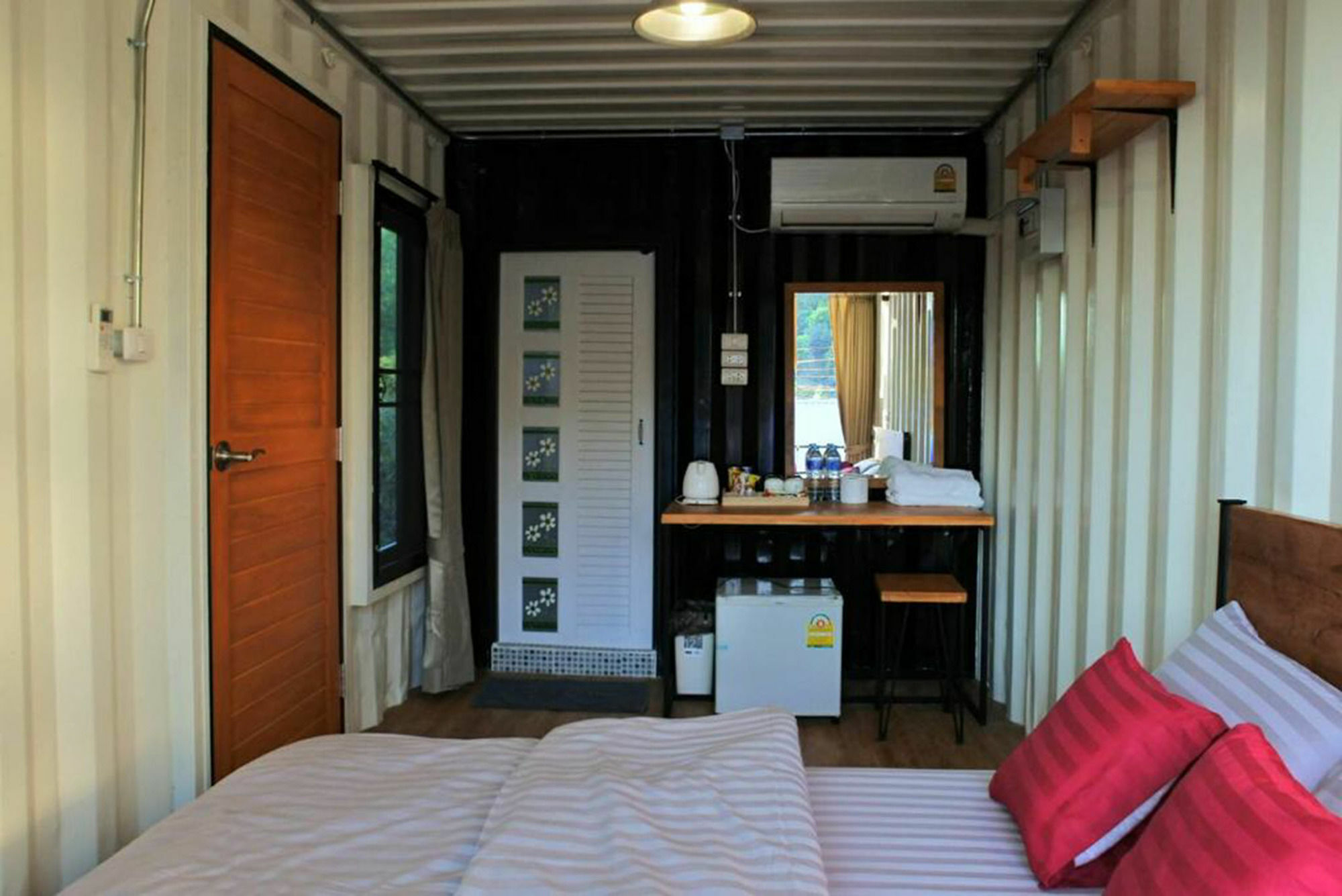Inbox Living Rimkhong Hotel Chiang Khan Exterior foto